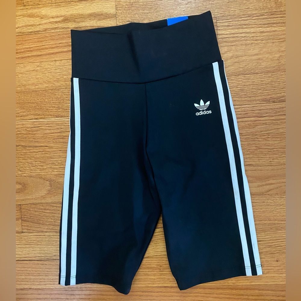 Adidas Originals Shorts Women’s XS Black PrimeBlue Athleticwear Activewear New - Picture 1 of 4